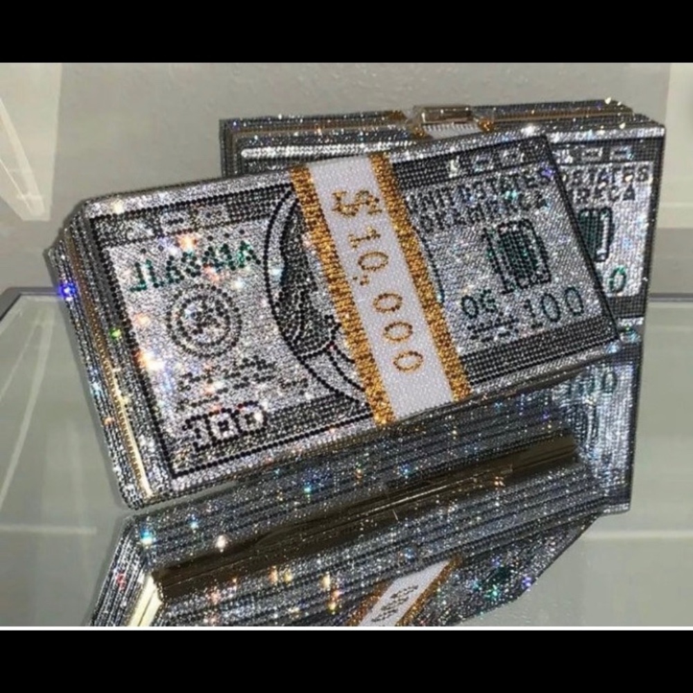 COPY - Diamond clutch